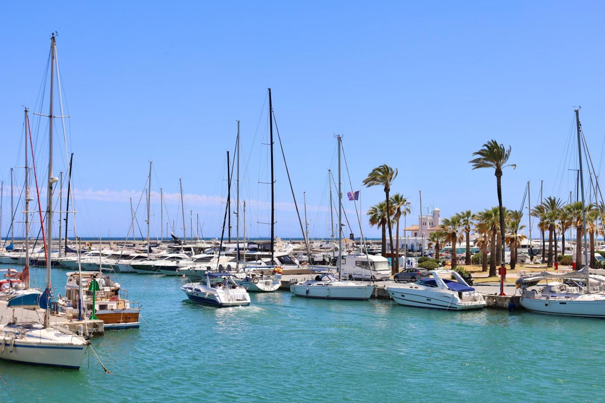 Simply Astonishing Location Benalmadena