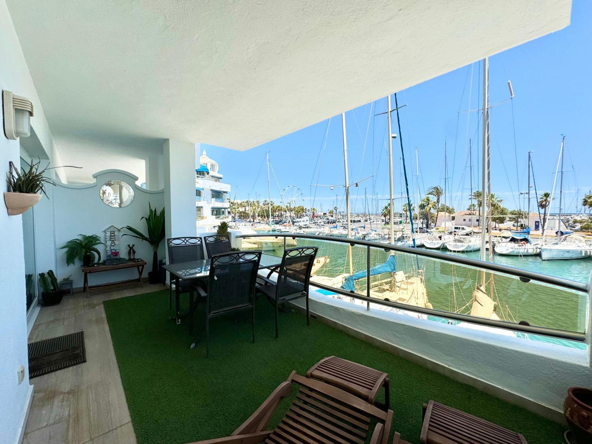 Simply Astonishing Location Appartement