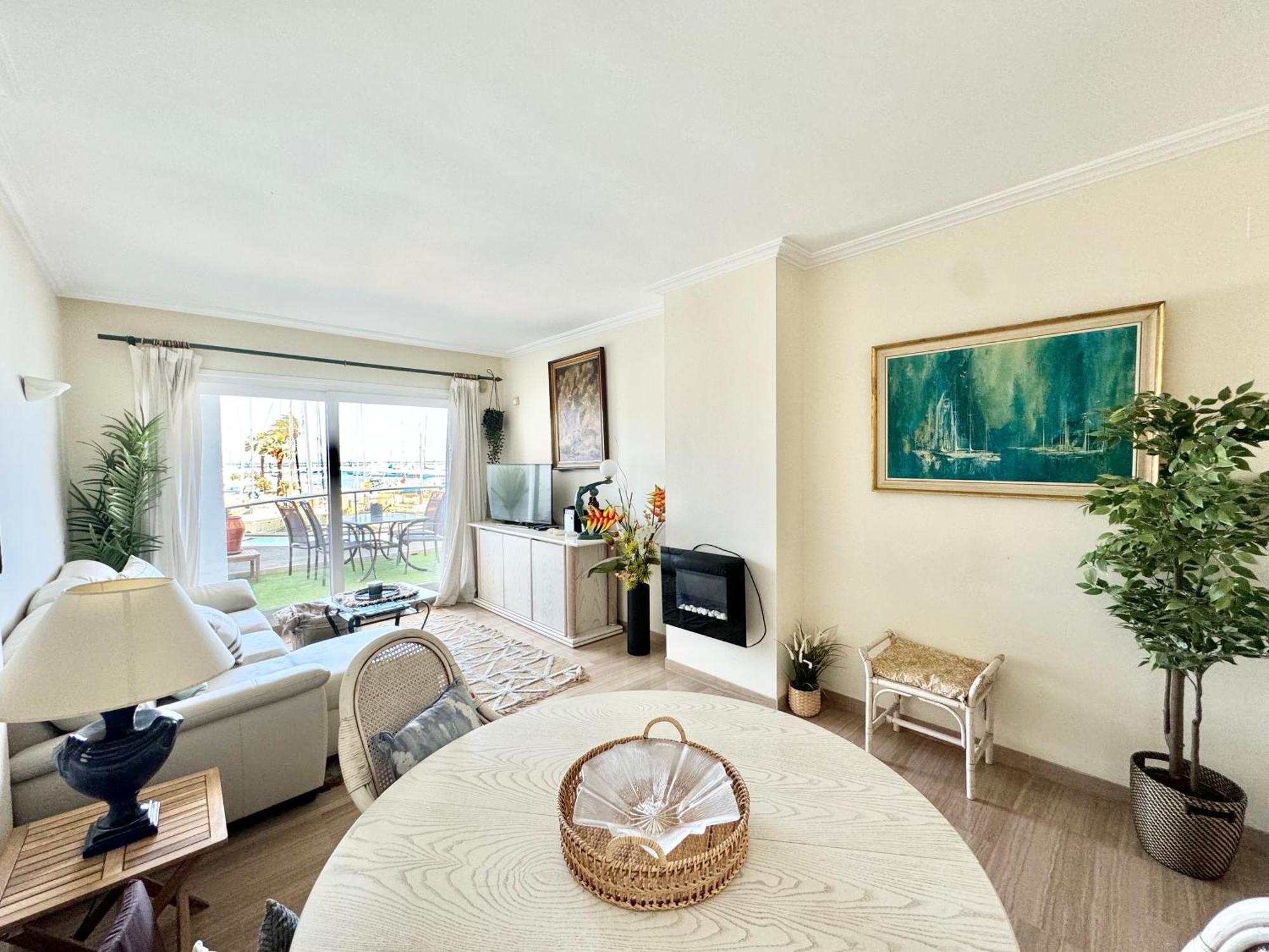 Simply Astonishing Location Appartement *